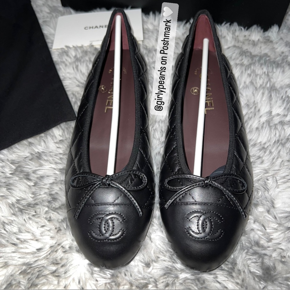Chanel Ballerinas Quilt Aged Calfskin - Picture 7 of 17